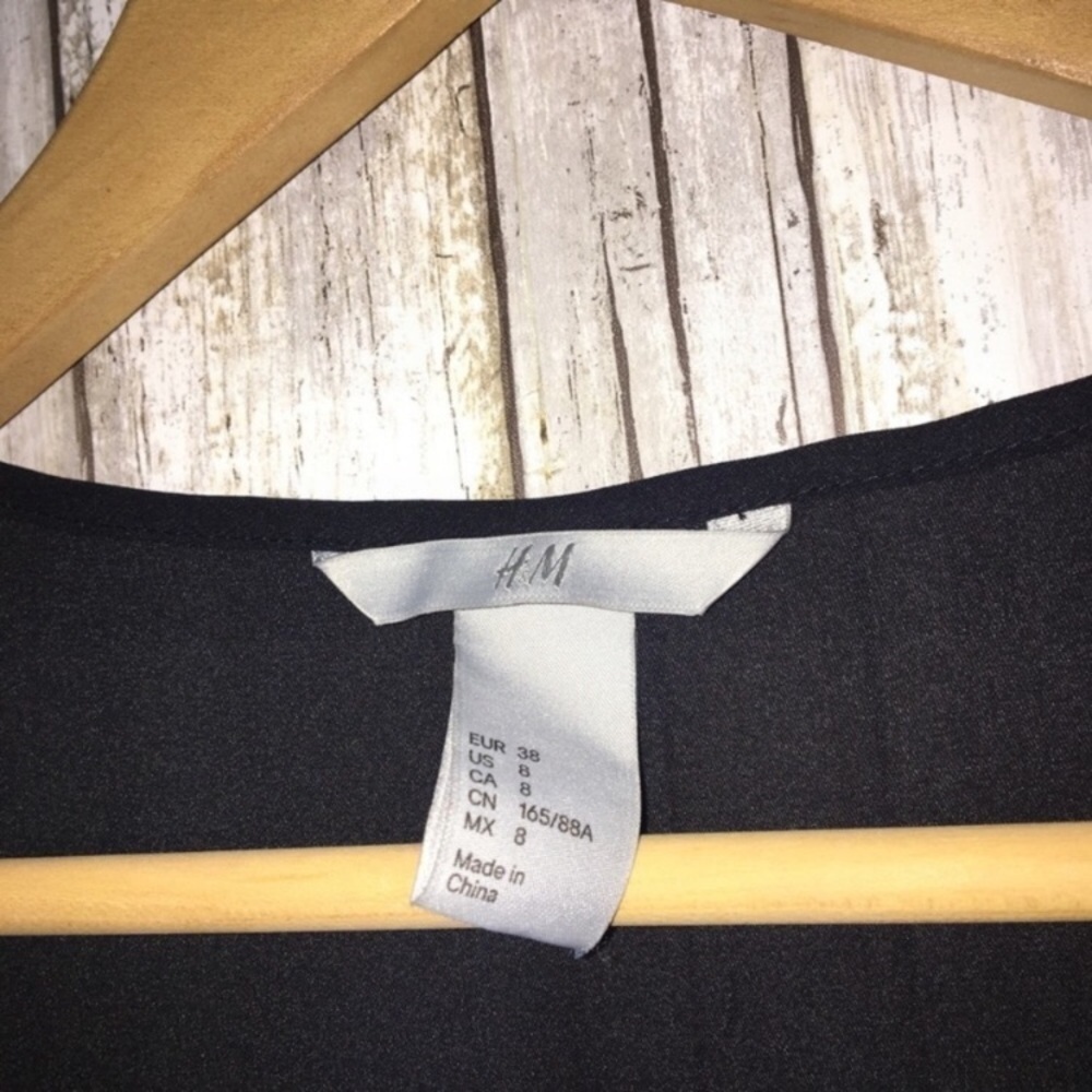 H&M Black Sheer Blouse - Picture 3 of 4